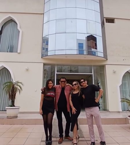 Ivan Cornejo y Elenco